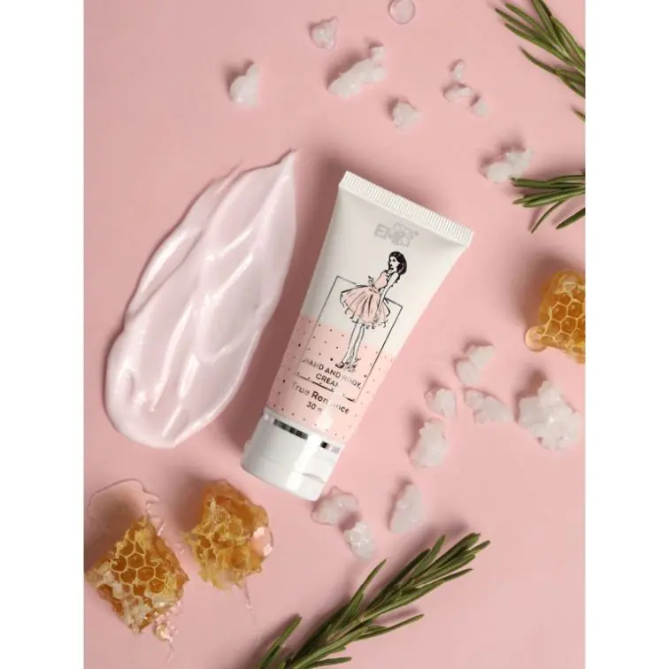 Krēms rokām un ķermenim True Romance , CARE003