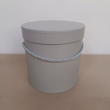 Dāvanu kaste, BOX42