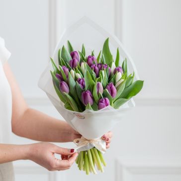 Ziedu pušķis THE AMETHYST WHISPER