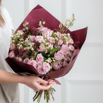 Ziedu pušķis SWEET DEVOTION